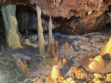 Grotte Forestière cristaux - © NICOLAS LEGRAND Grotte Forestière cristaux