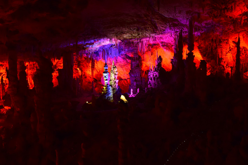 La Grotte de la Salamandre_Méjannes-le-Clap