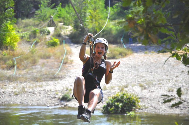 Tyrolienne géante en Ardèche