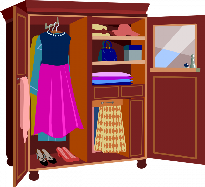 Vide dressing des couturières_Méjannes-le-Clap Vide dressing des couturières_Méjannes-le-Clap