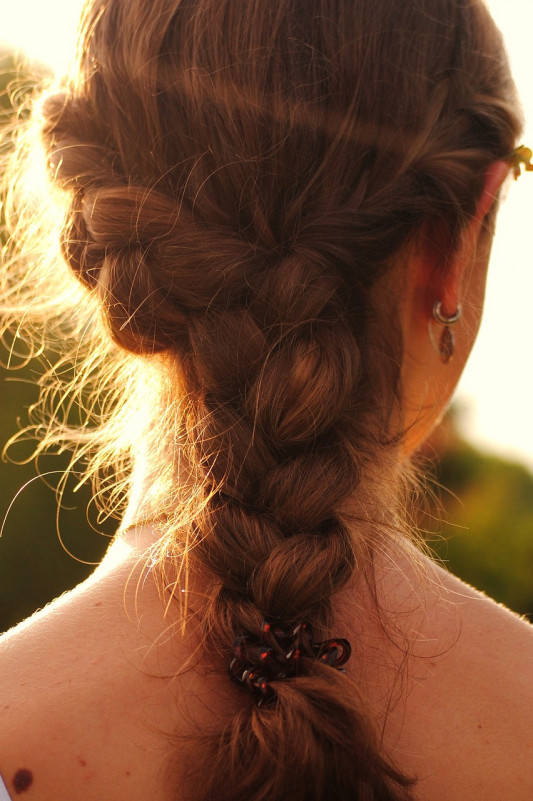 Atelier coiffure (tresses, attaches)_Méjannes-le-Clap